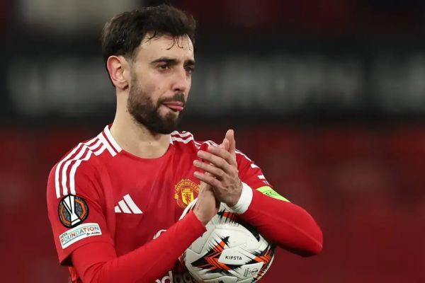  سرانجام یک نفر از کاپیتان منچستریونایتد حمایت کرد