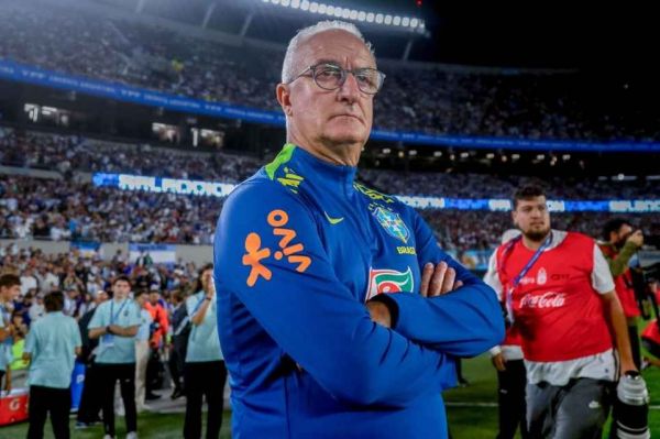 جلسه فوری برزیل برای تعیین آینده نیمکت این تیم