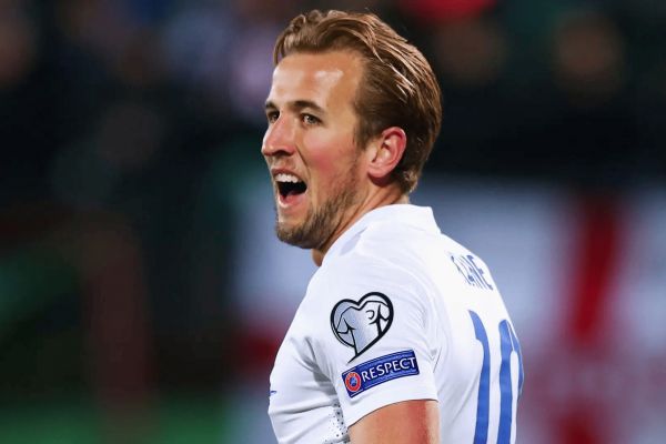 واکنش کاپیتان انگلیس به دهمین سال حضورش در جمع سه شیرها