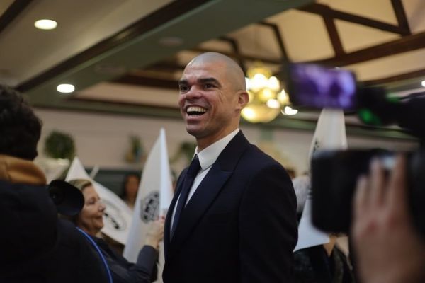  واکنش په په به بازی کردن رونالدو و مودریچ تا سن بالا