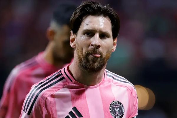  بازگشت مسی به مستطیل سبز