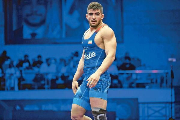  تاج‌الدین‌اف برابر عظیمی حاضر نشد