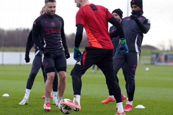 بازگشت ستاره منچستریونایتد به تمرینات