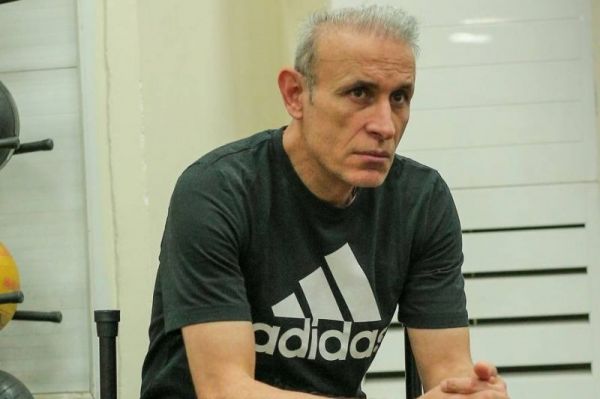  گل‌محمدی به نشست خبری نرسید