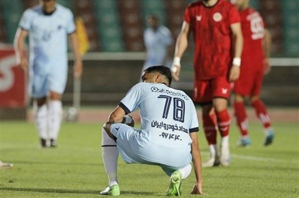 برتری صنعت نفت و توقف پیکان در دیدارهای معوقه لیگ یک