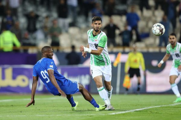 تمسخر استقلال از سوی خرمآبادیها؛ در لیگ برتر بمان