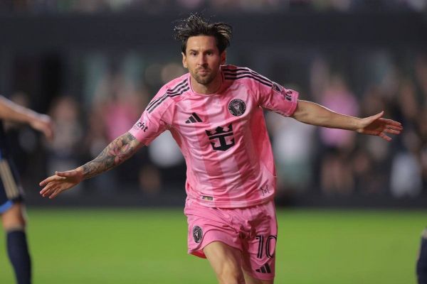 مسی و گلزنی دو دقیقه پس از ورودش به زمین