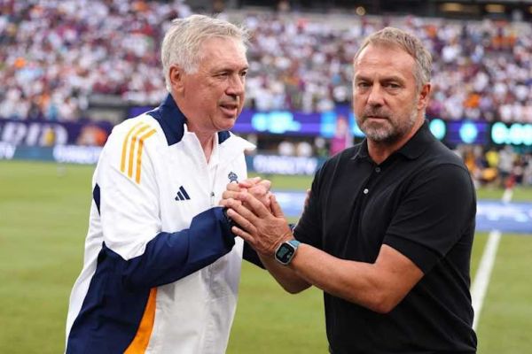  آتش بس بین فلیک و آنچلوتی