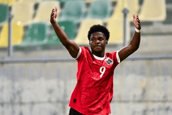  منچستریونایتد به دنبال خرید هالند جدید