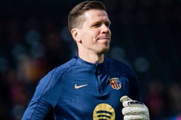 توافق اولیه بارسلونا برای تمدید قرارداد دروازهبان لهستانی