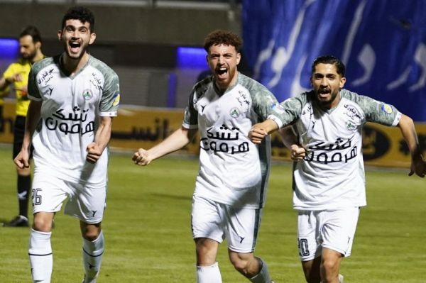 اعتماد ربیعی به ۳ بازیکن جوان در شب درخشان گاندوها