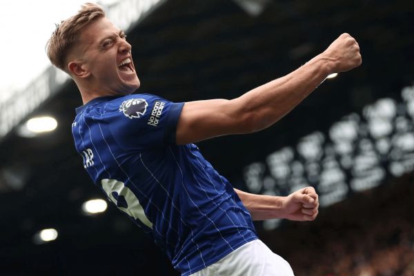  کار سخت بزرگان لیگ برتر برای خرید ستاره تیم قعرنشین