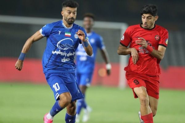  تراکتور به هوادارانش مقابل استقلال دوچرخه می‌دهد