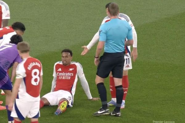  خبر بد برای توپچی ها؛ خداحافظی احتمالی مدافع برزیلی با ادامه فصل