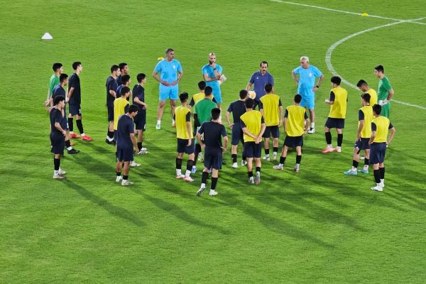  مرور کارهای گلزنی و دفاعی تیم ملی نوجوانان در هوای ۳۰ درجه‌ای جده