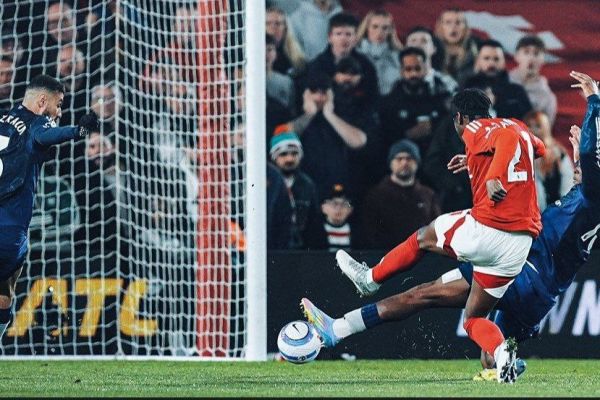 استارت عجیب ستاره سوئدی برای گلزنی به منچستریونایتد