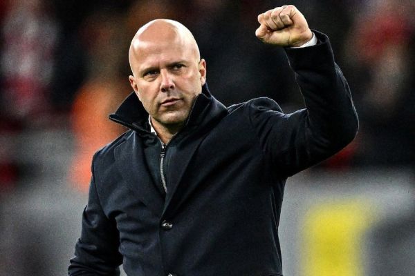 رکورد شکستناپذیری شاگردان آرنه اسلات ادامه دارد