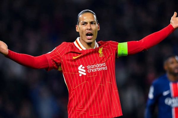  بحثی که در برنامه زنده بین فن دایک و اسطوره لیورپول شکل گرفت