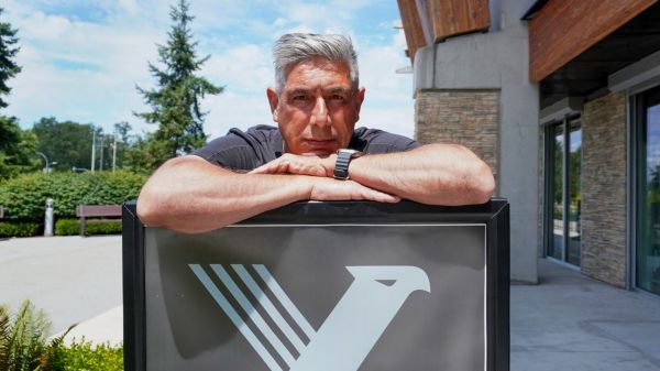 برنامه قطبی برای فوتبال ایران؛ جوانگرایی با دورگهها