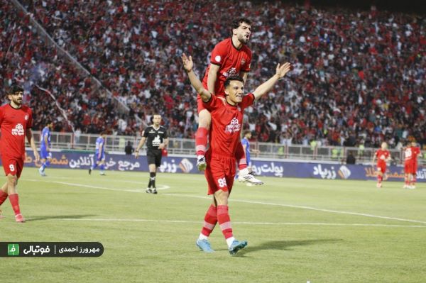  حسین‌زاده گل زد ولی بی‌وفایی نکرد   عکس