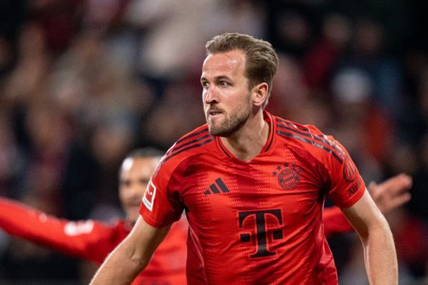  ادامه حرکت تیم کمپانی به سمت قهرمانی