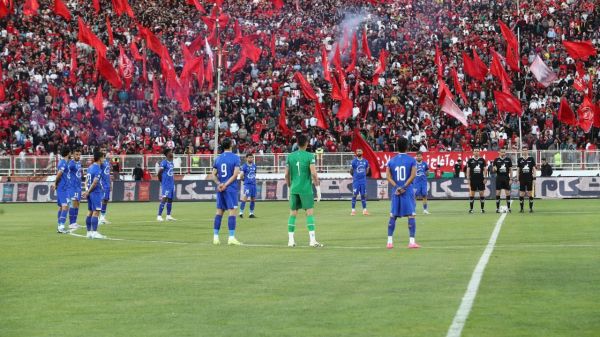  طغیان هواداران استقلال؛ بوژوویچ برکنار شود، جباری سرمربی