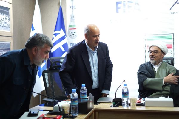  برگزاری جلسه ستاد ساماندهی کانون هواداران فوتبال