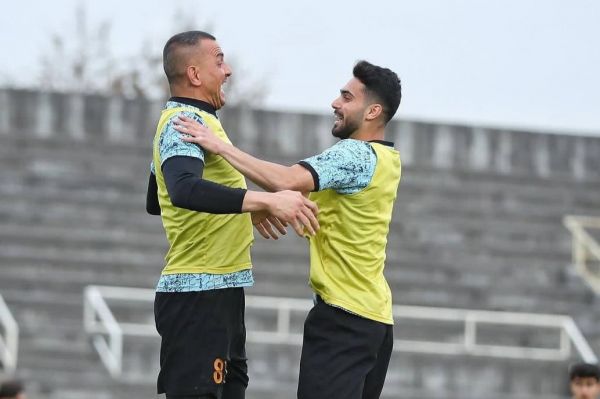  حامد لک تغییر پست داد و گلزنی کرد   عکس