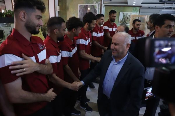 پاداش استاندار مازندران به بازیکنان نساجی در صورت شکست پرسپولیس