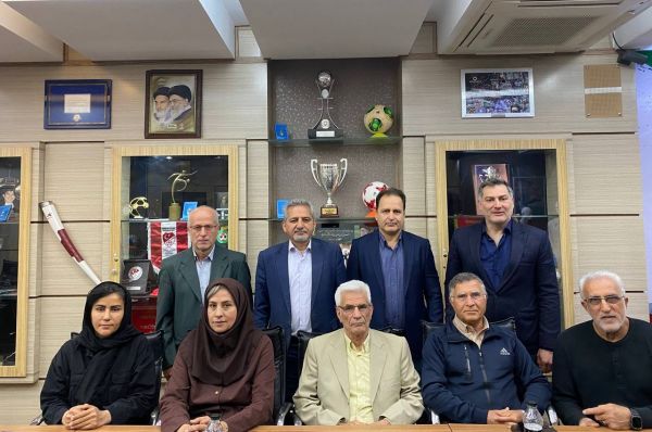 اولین جلسه کانون مربیان ایران شعبه دوم در سال جدید