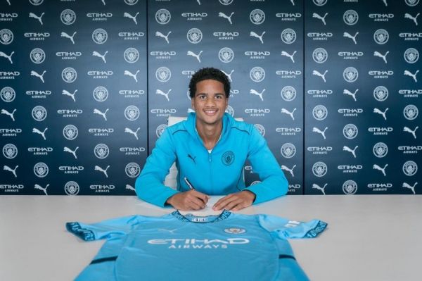  رقابت بایرن‌مونیخ و آژاکس برای جذب پدیده منچسترسیتی