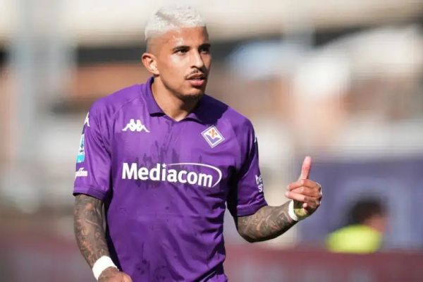  بارسلونا برای خرید مدافع برزیلی دست به کار شد