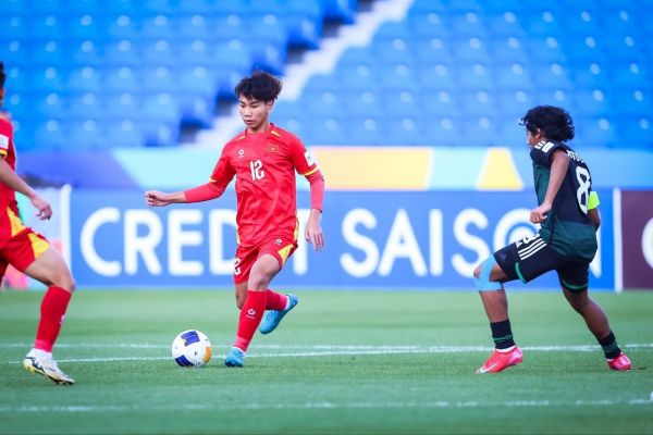  صدرنشینی ژاپن با وجود باخت به استرالیا  حذف امارات و ویتنام