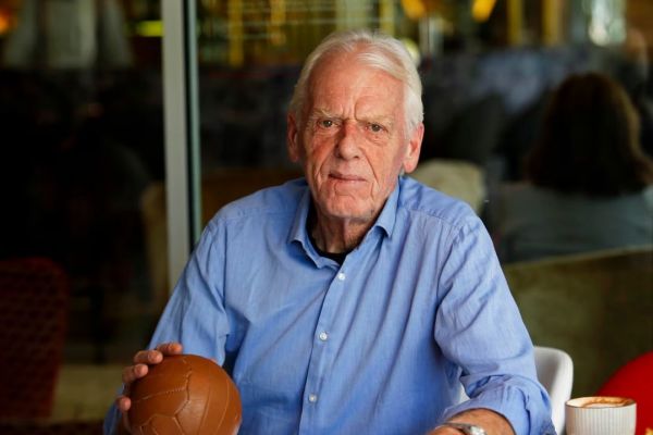 اسطوره فوتبال هلند و باشگاه رئالمادرید درگذشت