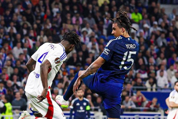  تساوی لحظه آخری لیون مقابل شیاطین سرخ