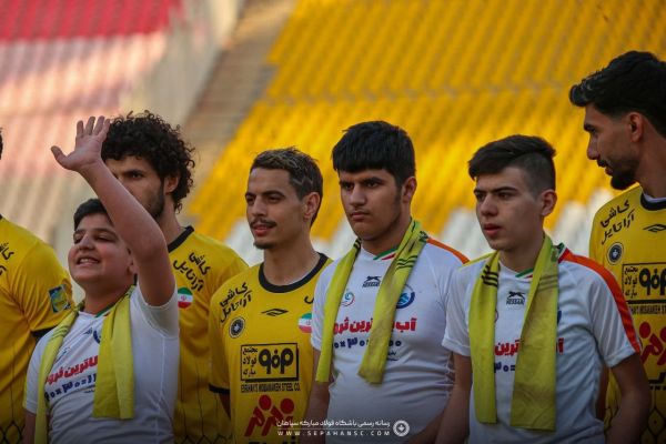 مروری بر اولین حضور بنیدر؛ اینجا فرانسه نیست وسام