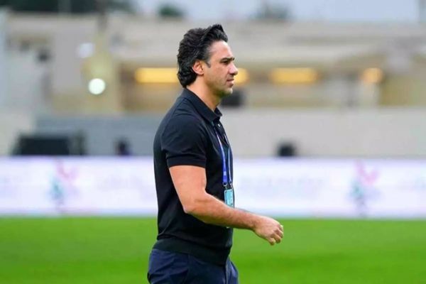  شب عجیب فرهاد مجیدی در امارات؛ تشویق کنایه‌آمیز تیم داوری