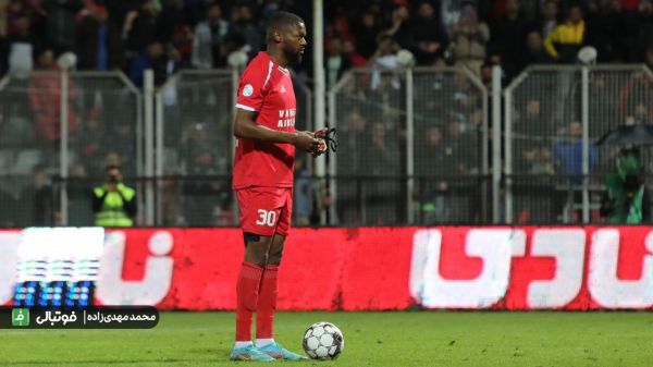  ۱۰ نکته از قائمشهر و یزد و اصفهان؛ یامگا لیگ را داغ کرد