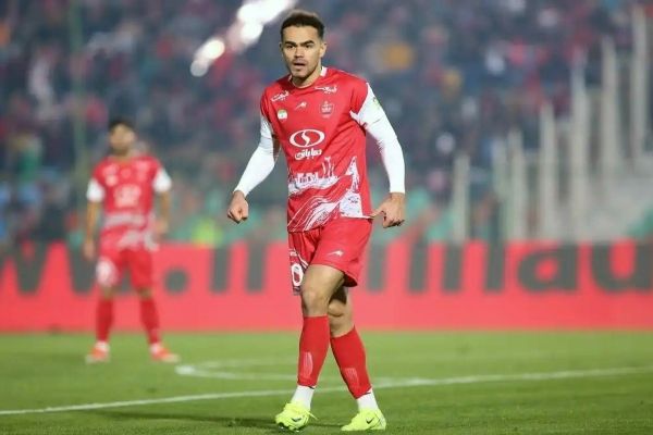 کارتال برای اورونوف رقیب می آورد