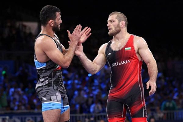 دور شدن حریف یزدانی از تیم ملی بغارستان