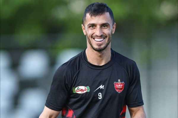  علیپور پرانگیزه به‌دنبال عنوان تاریخی برابر سپاهان