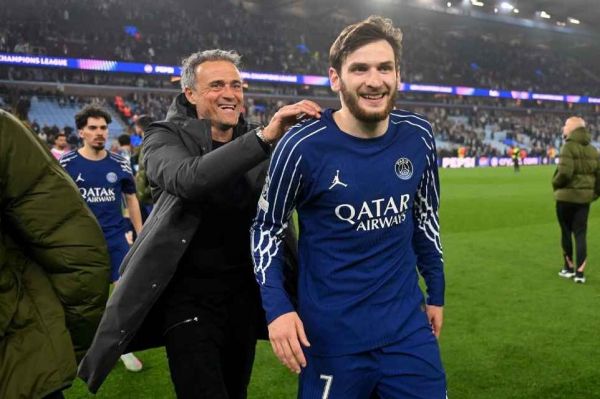 سرمربی پاری سن ژرمن تیمش را بهترین در جهان خواند