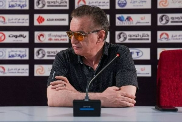  زنوزی  پروژه «تراکتور هراسی» جواب نداد  بازیکنان برای حضور در تراکتور صف کشید‌ه‌اند