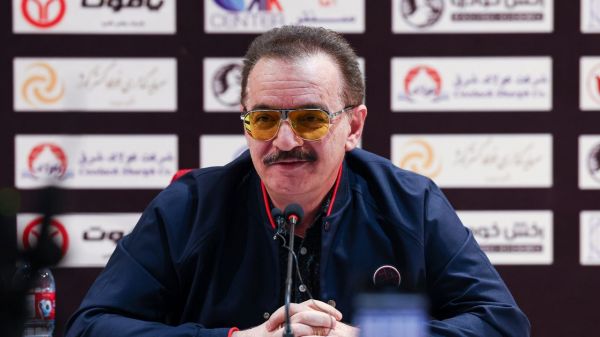 ادعای زنوزی بازیکنان تهرانی برای آمدن به تراکتور صف کشیدهاند