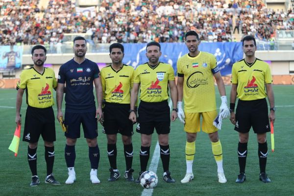 کارشناس داوری دیدار گل گهر و استقلال