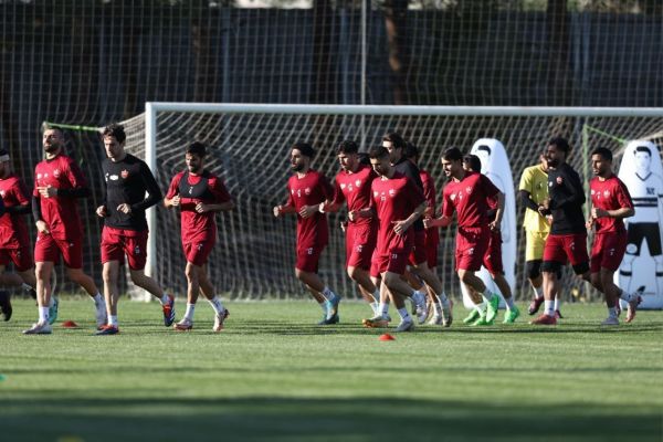 نشست درویش و کارتال در مجموعه آزادی تمرین سرخپوشان در حضور مدیرعامل