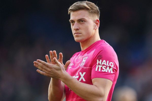 شانس پایین شیاطین سرخ برای جذب ستاره ایپسویچ تاون