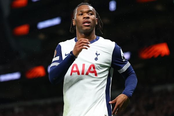  پیام تاتنهام به منچسترسیتی  مدافع ما فروشی نیست