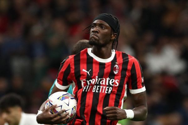  میلان به‌دنبال دائمی کردن قرارداد ستاره انگلیسی