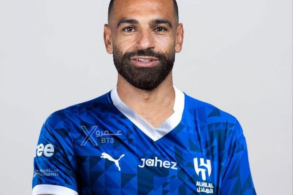 ضربه سخت به مسئولان الهلال پس از تمدید قرارداد فرعون مصری لیورپول